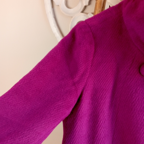 Korean Lightweight Wool Coat - Picture 3 of 16